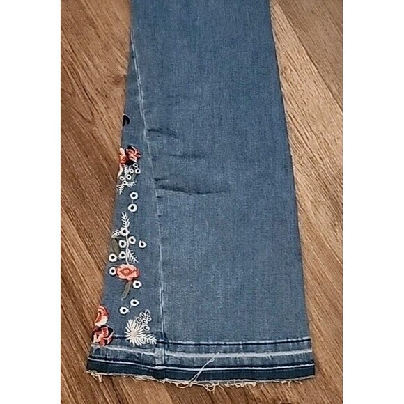 Charton Collection Jeans Womens Flare XL Med Wash Embroidered Flowers Wide-Leg - Picture 6 of 13